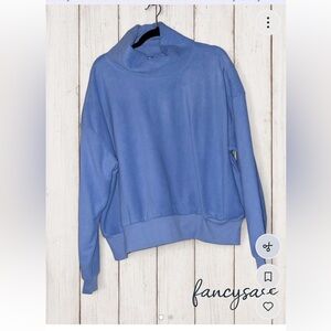 Old Navy Light Blue Crew Neck Sweater